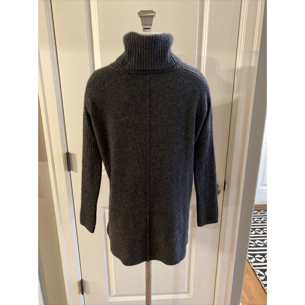 Saks Fifth Avenue Gray Hi-Low 100% Cashmere Turtleneck Sweater‎ Size XS - Picture 6 of 12